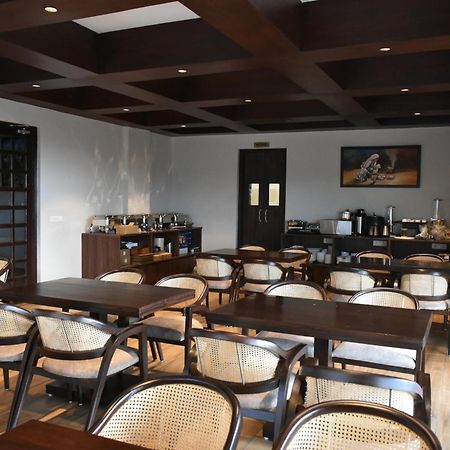מוקטשוואר Rega Manivedya The Jungle Trail Resort מראה חיצוני תמונה