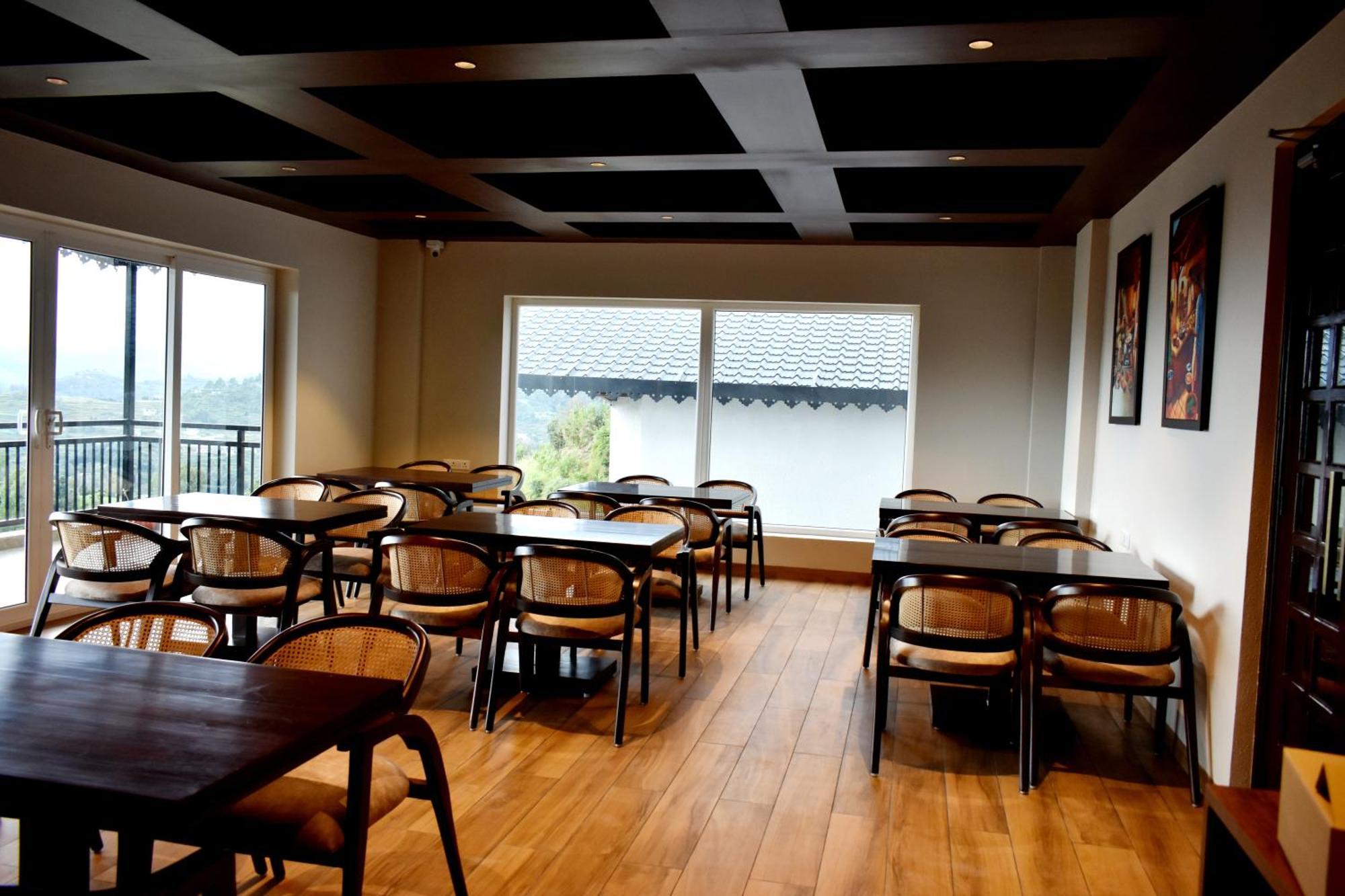 מוקטשוואר Rega Manivedya The Jungle Trail Resort מראה חיצוני תמונה
