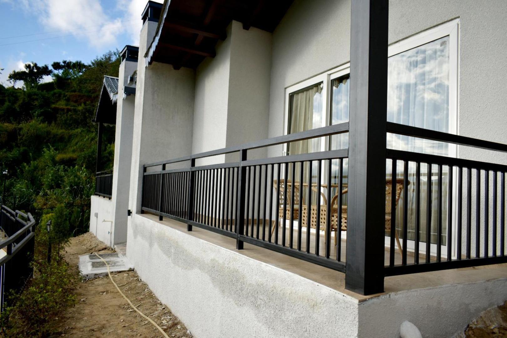 מוקטשוואר Rega Manivedya The Jungle Trail Resort מראה חיצוני תמונה