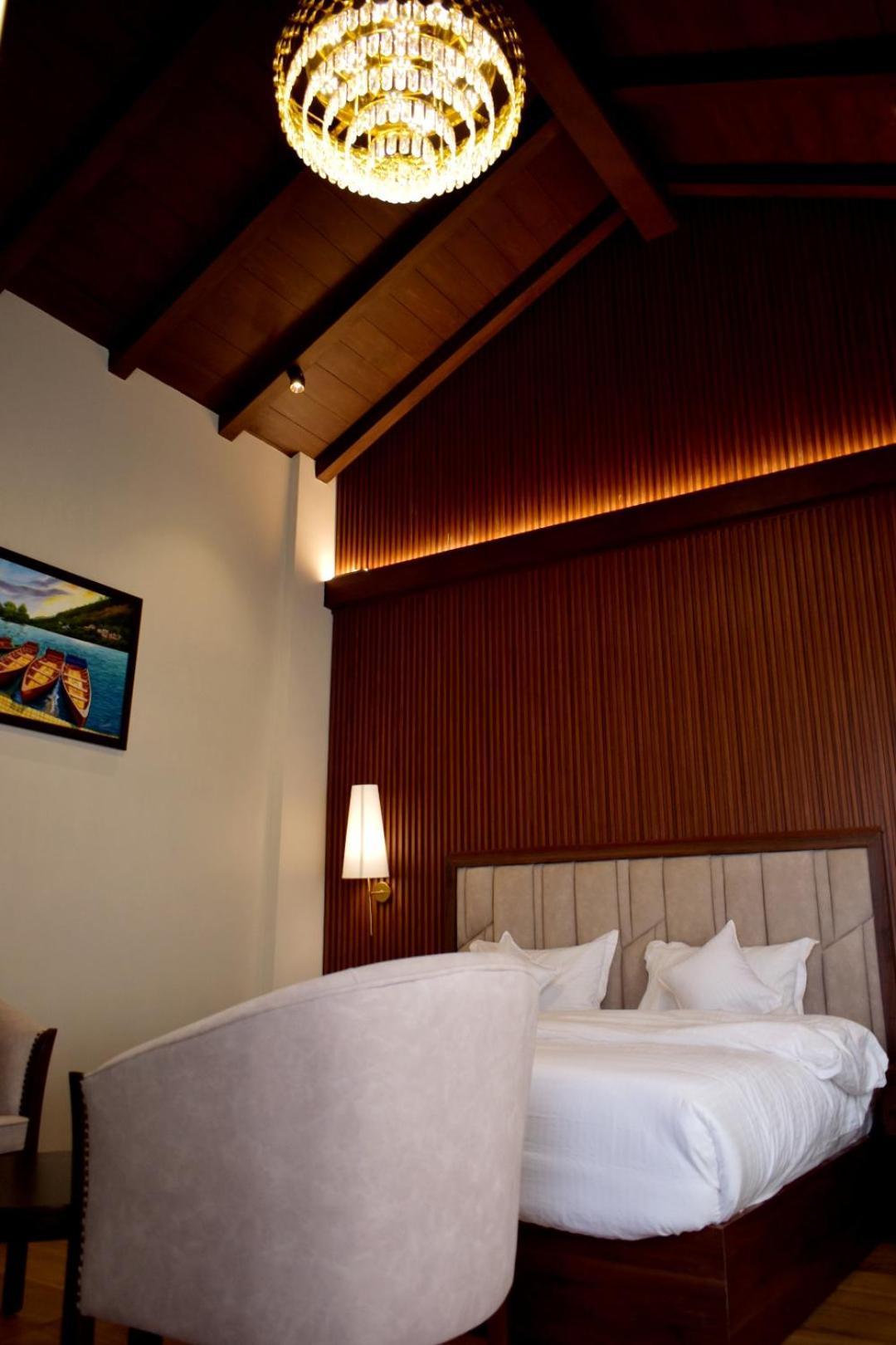 מוקטשוואר Rega Manivedya The Jungle Trail Resort מראה חיצוני תמונה